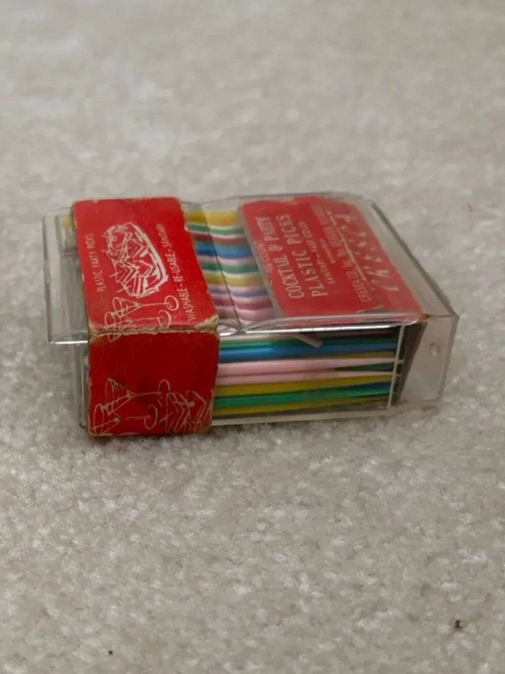 🌈Vintage Cresca Cocktail & Party Picks – Colorful Retro Charm🌈